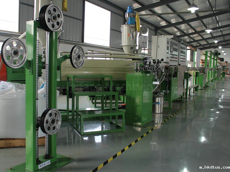 70+90双层共挤押出机